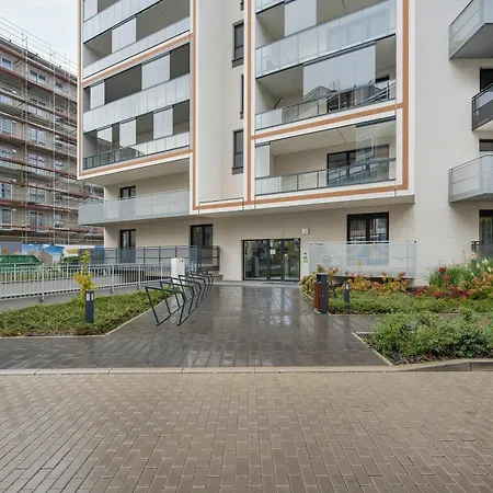Apartament Stylish With Air Conditioning And Underground Parking By Renters *